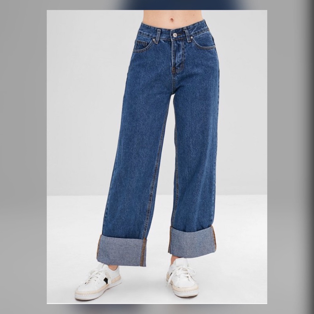 Wide Leg Mom Jeans